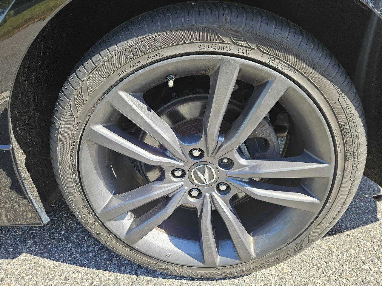 Used 2018 Acura TLX V6 w/ Technology & A-SPEC Pkg FWD image 28