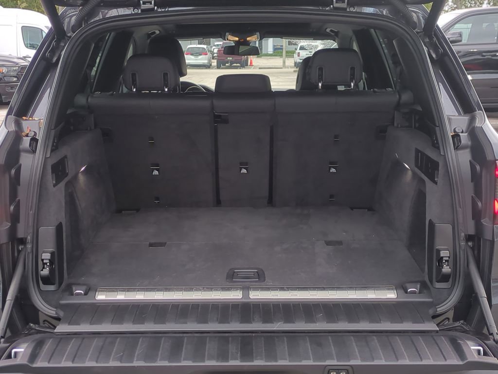Used 2022 BMW X5 xDrive45e w/ Premium Package image 14