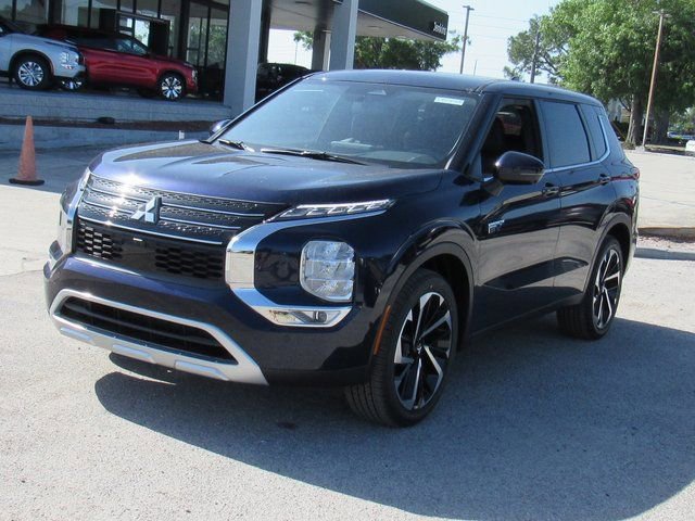 New 2025 Mitsubishi Outlander SE image 6