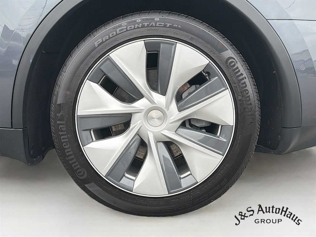 Used 2020 Tesla Model Y Long Range AWD/4WD image 37