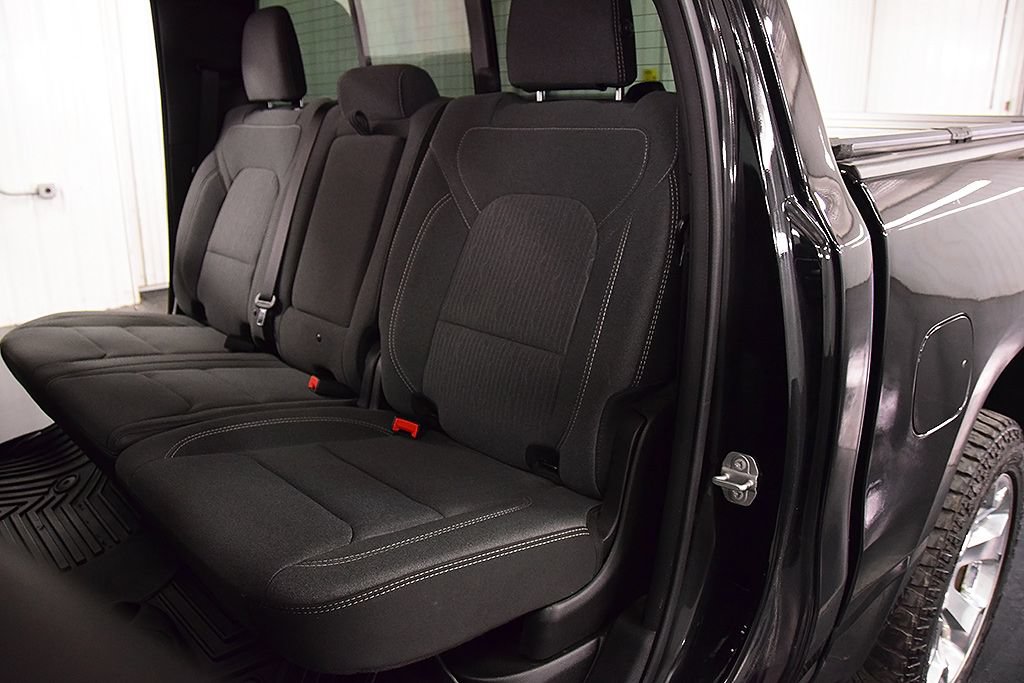 Used 2022 RAM 1500 Big Horn AWD/4WD image 32