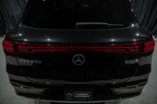 New 2026 Mercedes-Benz EQS 550 4MATIC SUV image 6