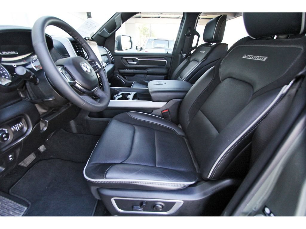 Used 2026 RAM 1500 Laramie AWD/4WD image 6