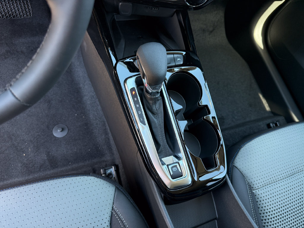 New 2026 Chevrolet Trax LT w/ Sunroof Package FWD image 17