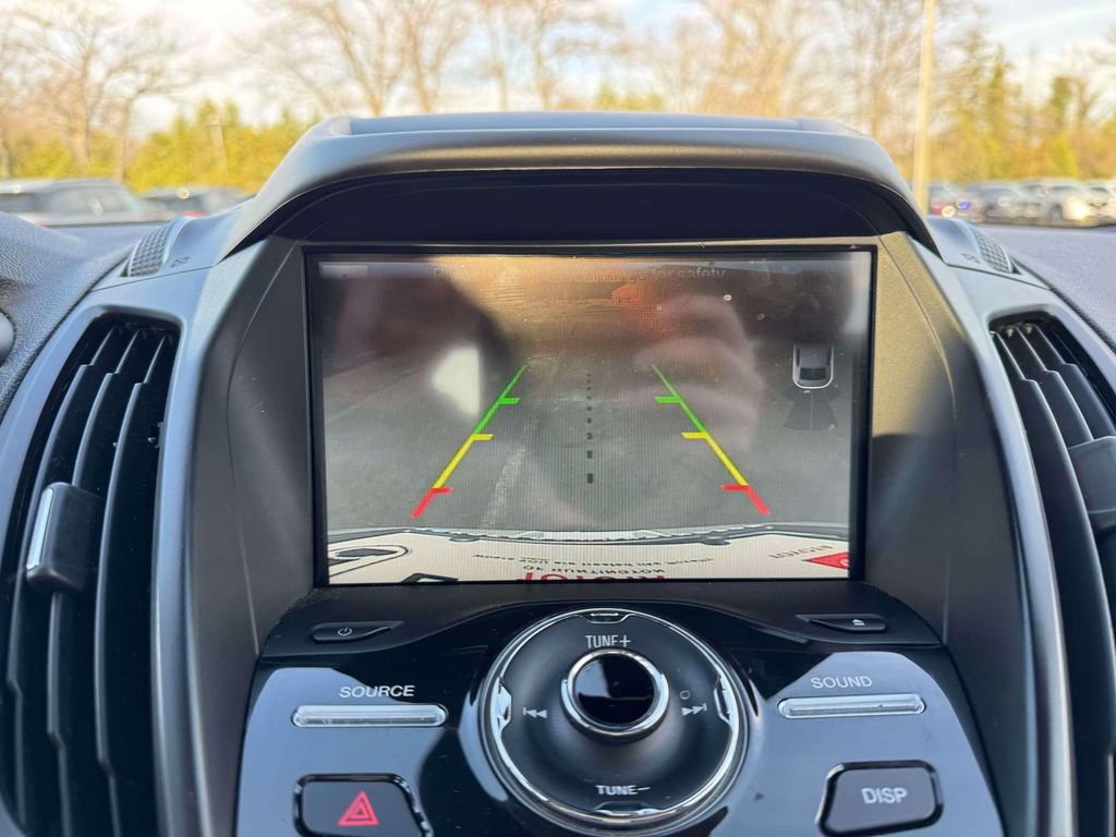 Used 2018 Ford Escape Titanium w/ Ford Safe & Smart Package image 31