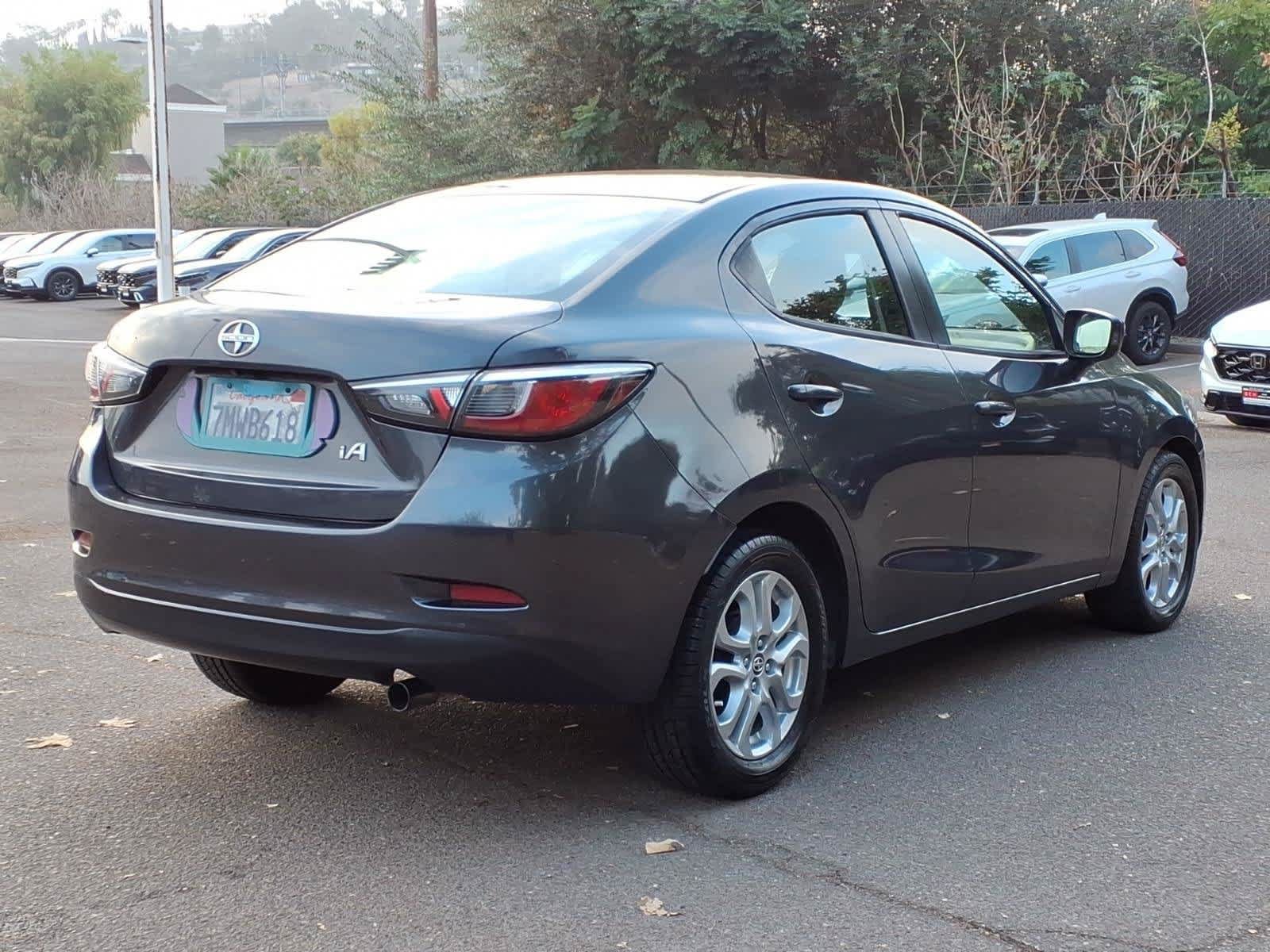 Used 2016 Scion iA FWD image 4