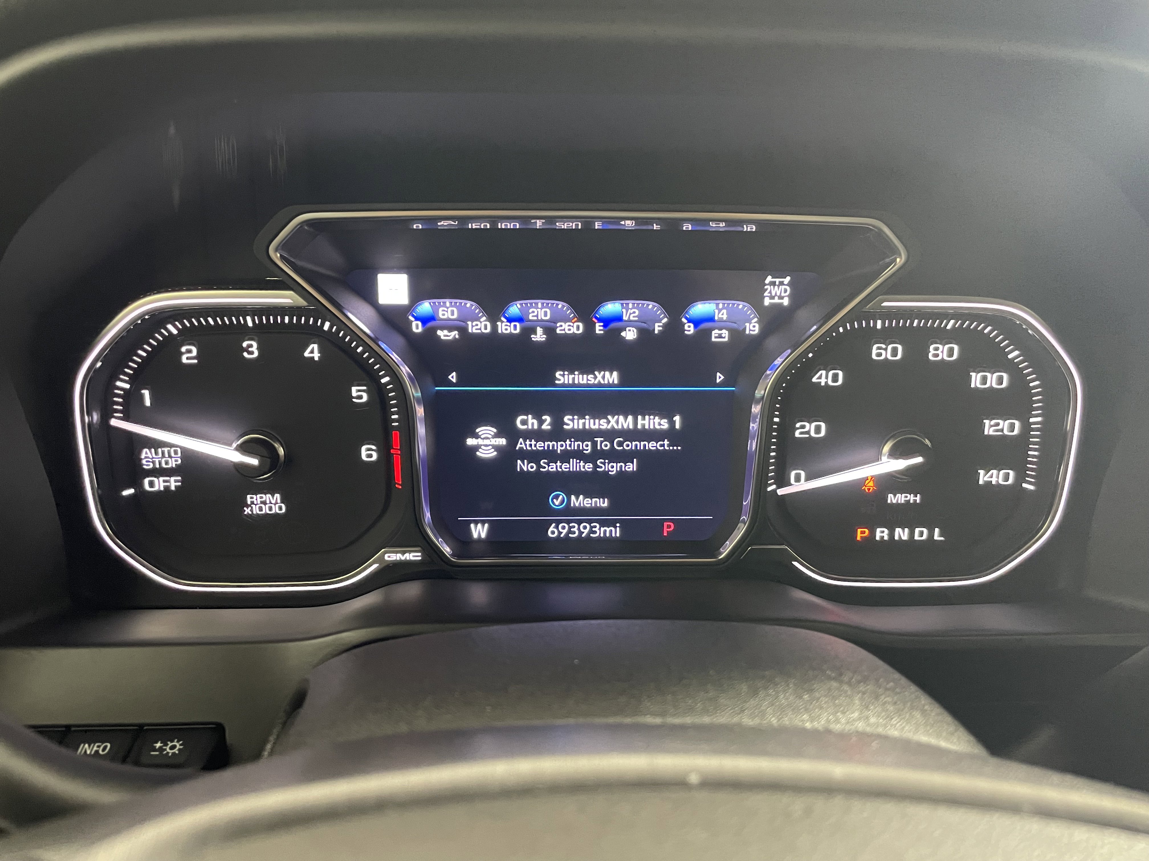 Used 2020 GMC Sierra 1500 AT4 w/ AT4 Premium Package image 16