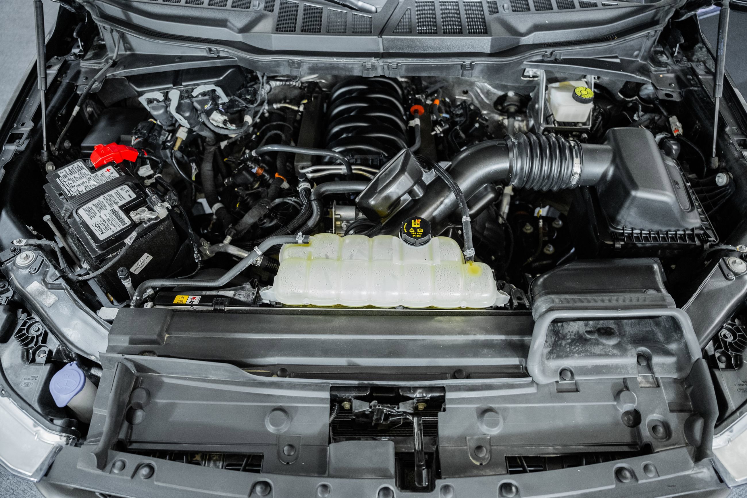 Certified 2023 Ford F150 Lariat w/ Equipment Group 502A High image 21