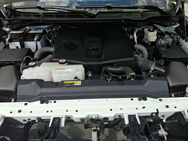 Used 2024 Toyota Tundra SR5 w/ SR5 Convenience Package image 32