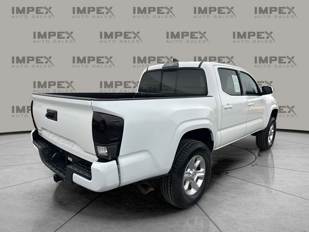 Used 2019 Toyota Tacoma SR image 5