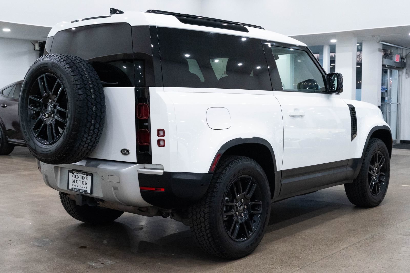 Used 2021 Land Rover Defender 90 S image 4