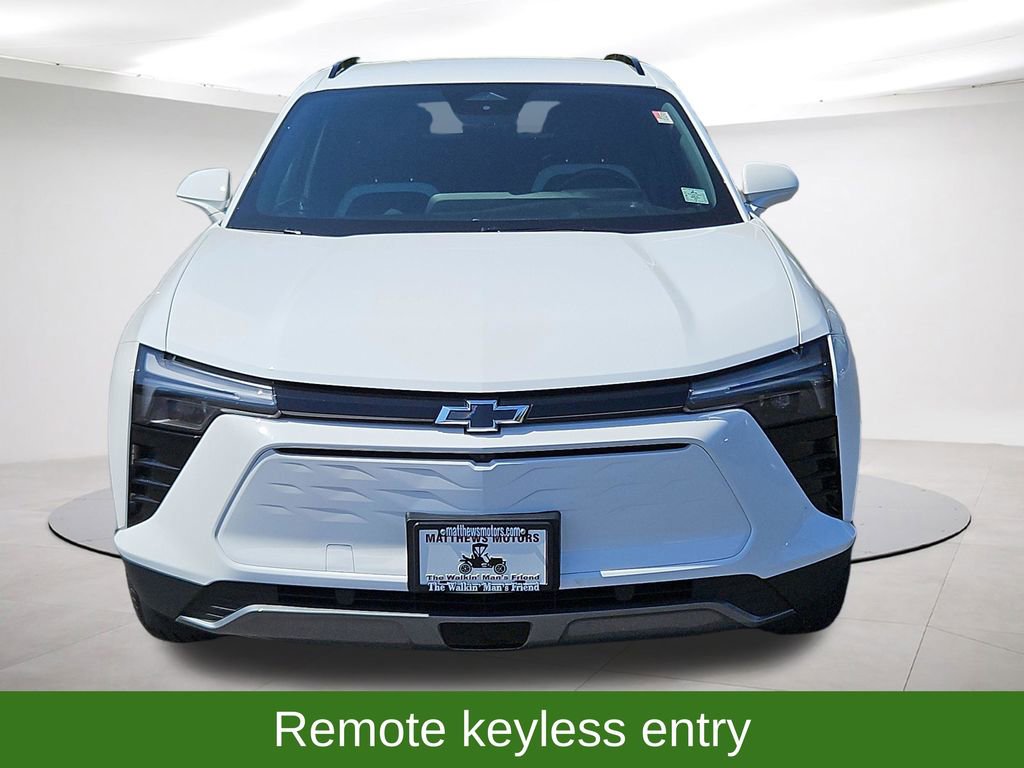 Used 2025 Chevrolet Blazer EV LT image 2