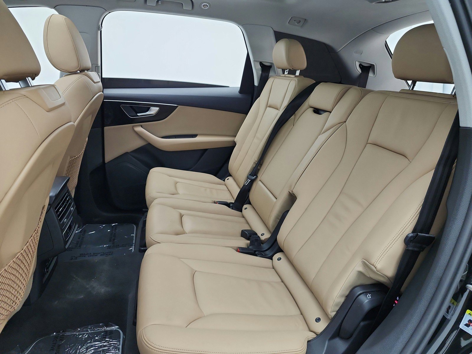 Used 2023 Audi Q7 3.0T Premium w/ Convenience Package image 15