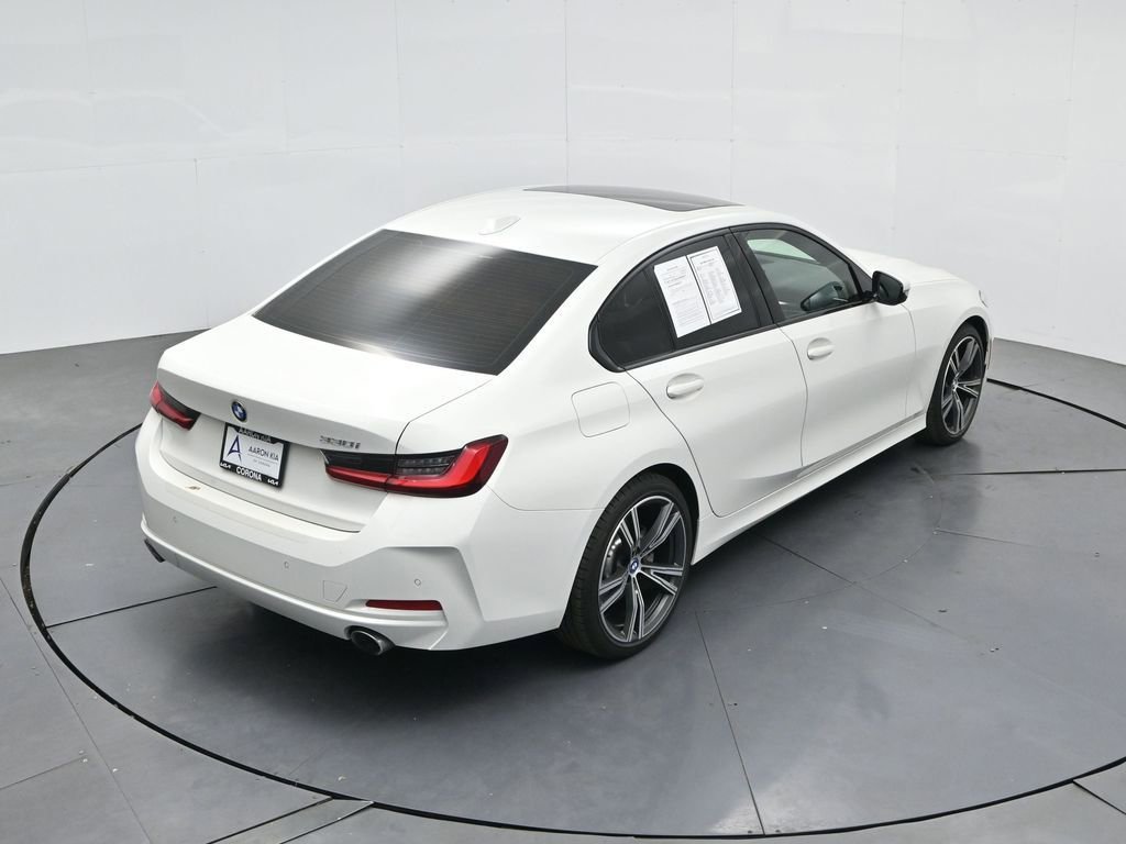Used 2023 BMW 330i Sedan w/ Driving Assistance Package image 38