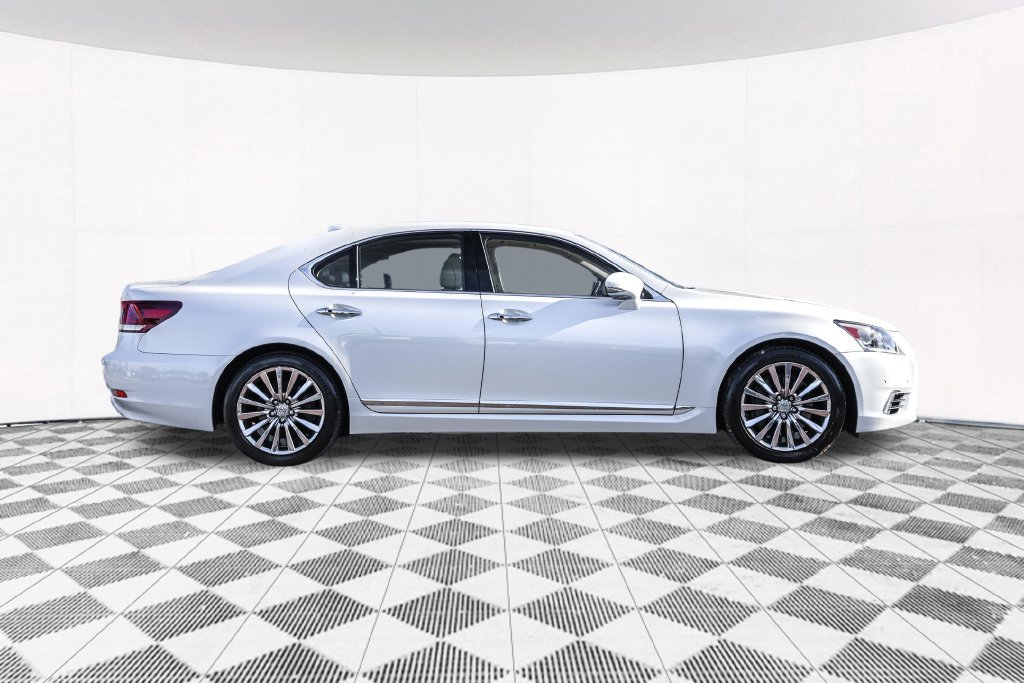 Used 2014 Lexus LS 460 AWD w/ Comfort Package image 13