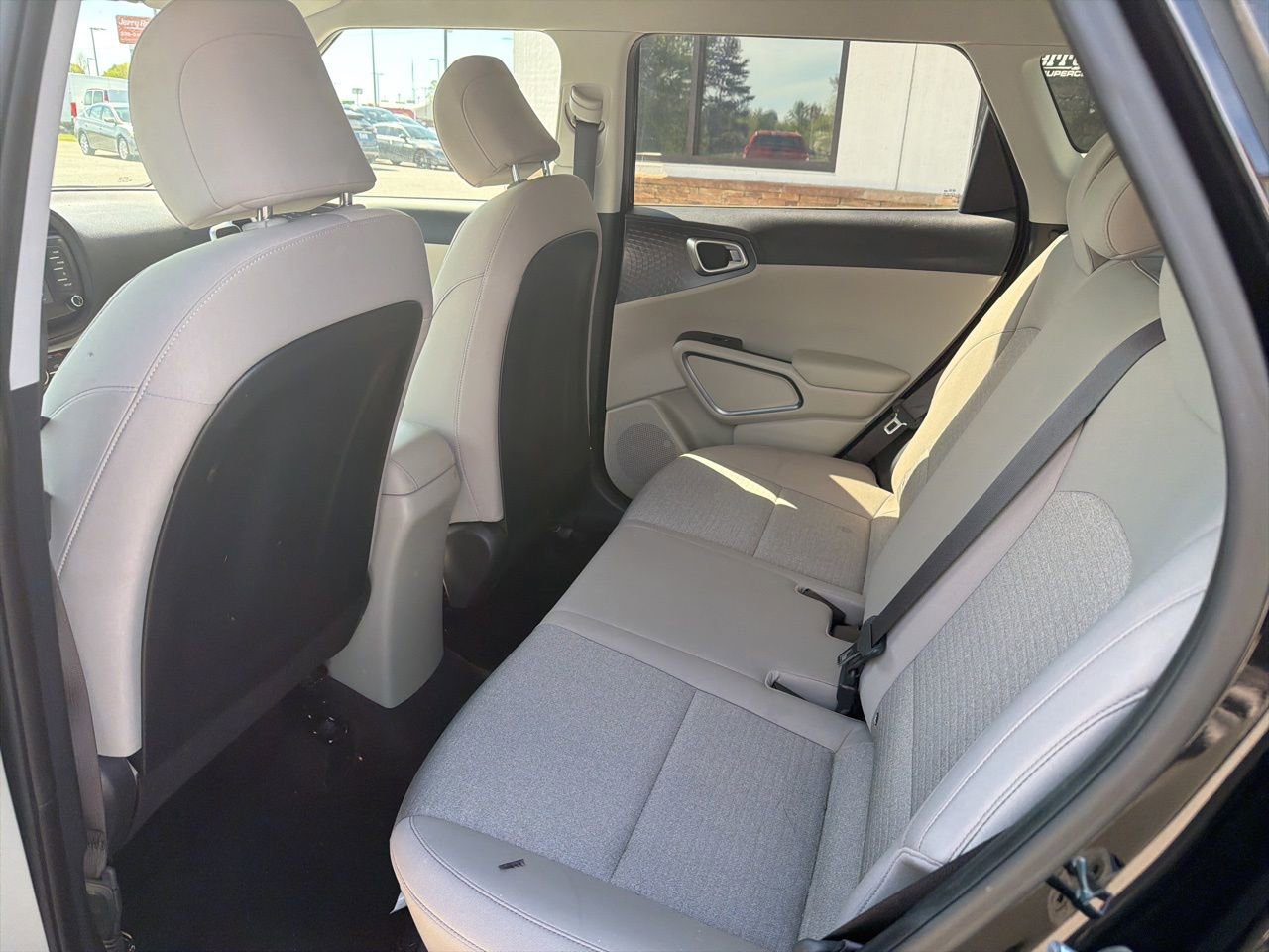 Used 2020 Kia Soul S image 5