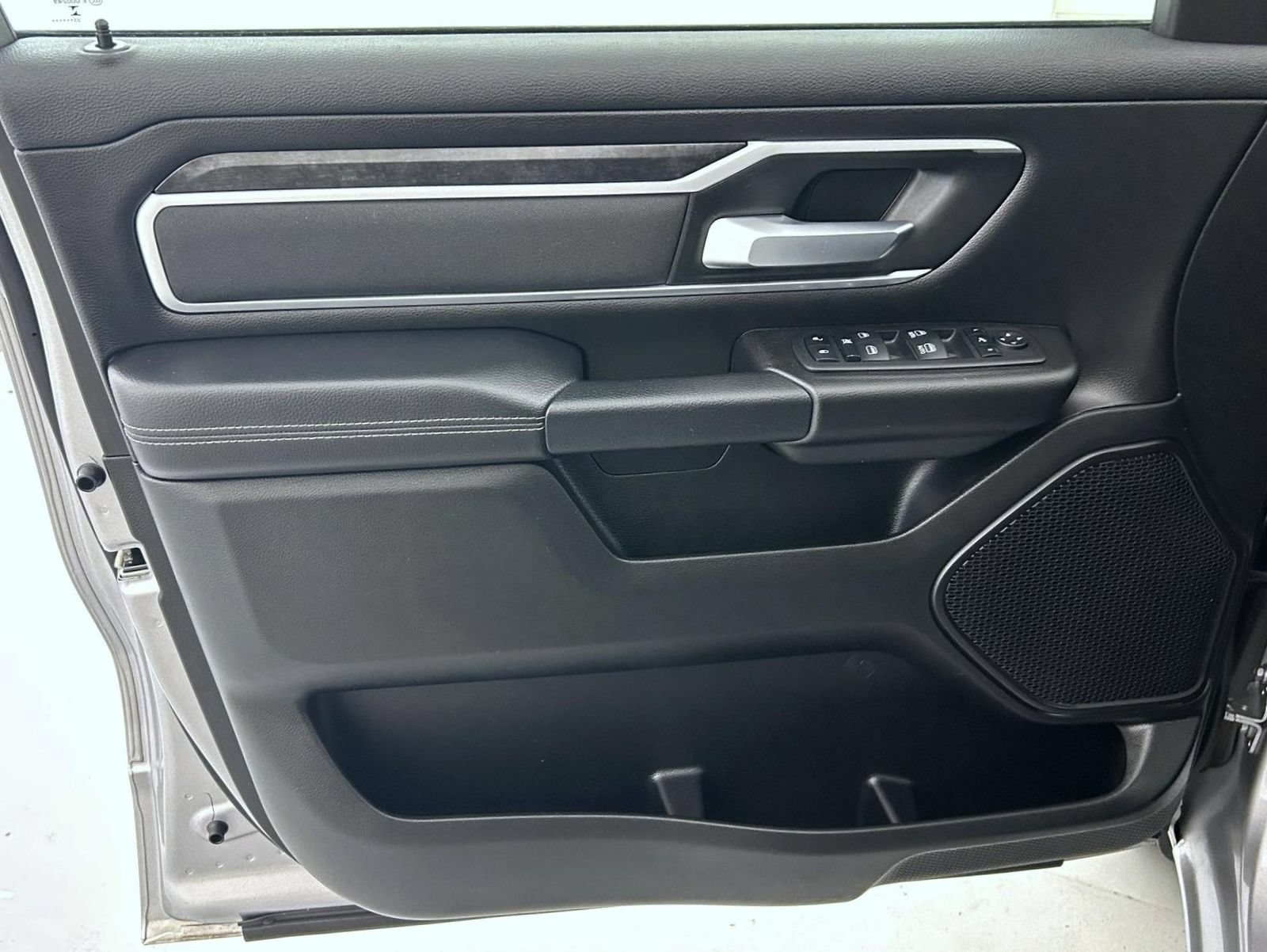 Certified 2023 RAM 1500 Big Horn AWD/4WD image 9