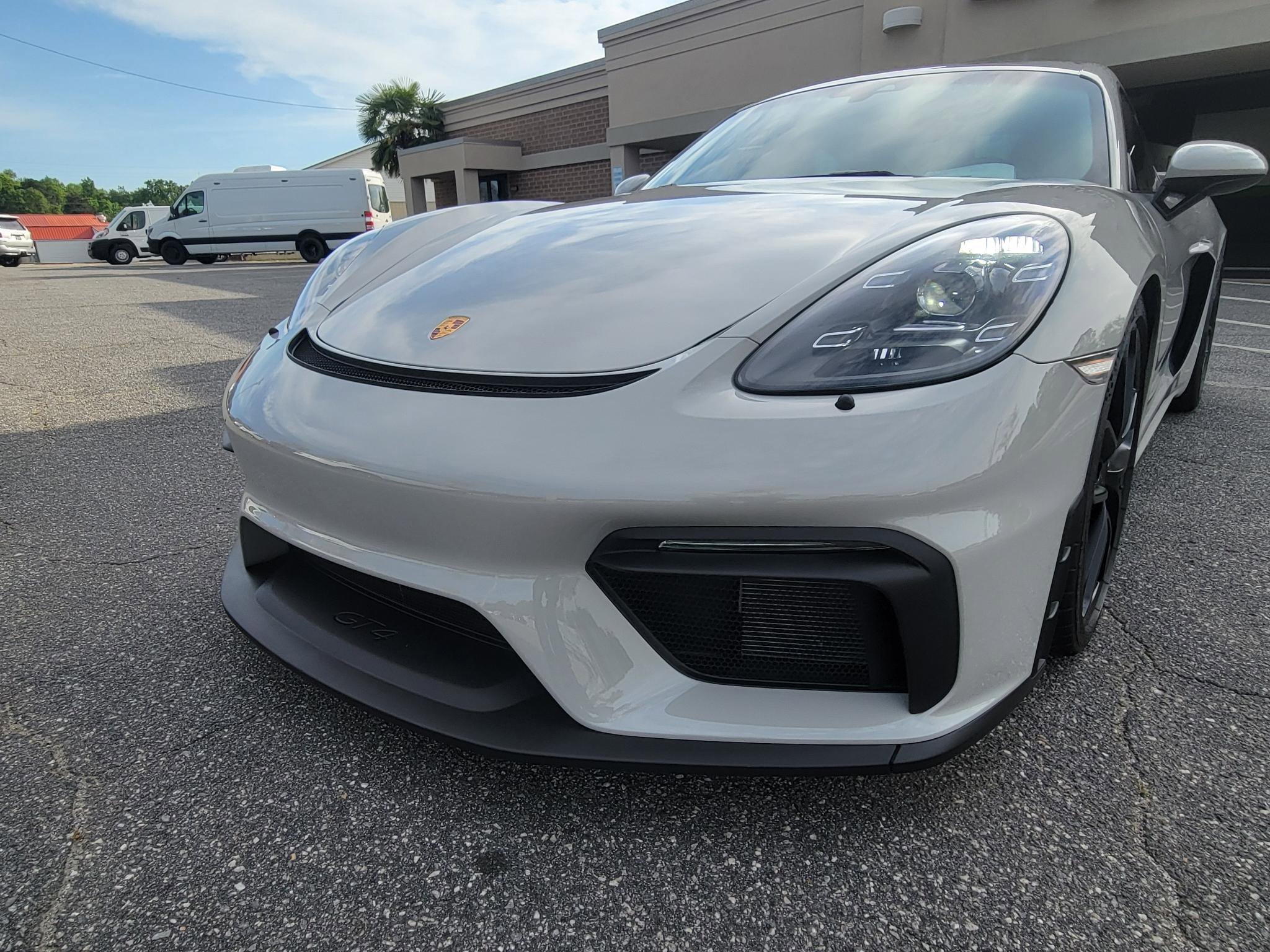 Used 2022 Porsche 718 Cayman GT4 RWD image 6