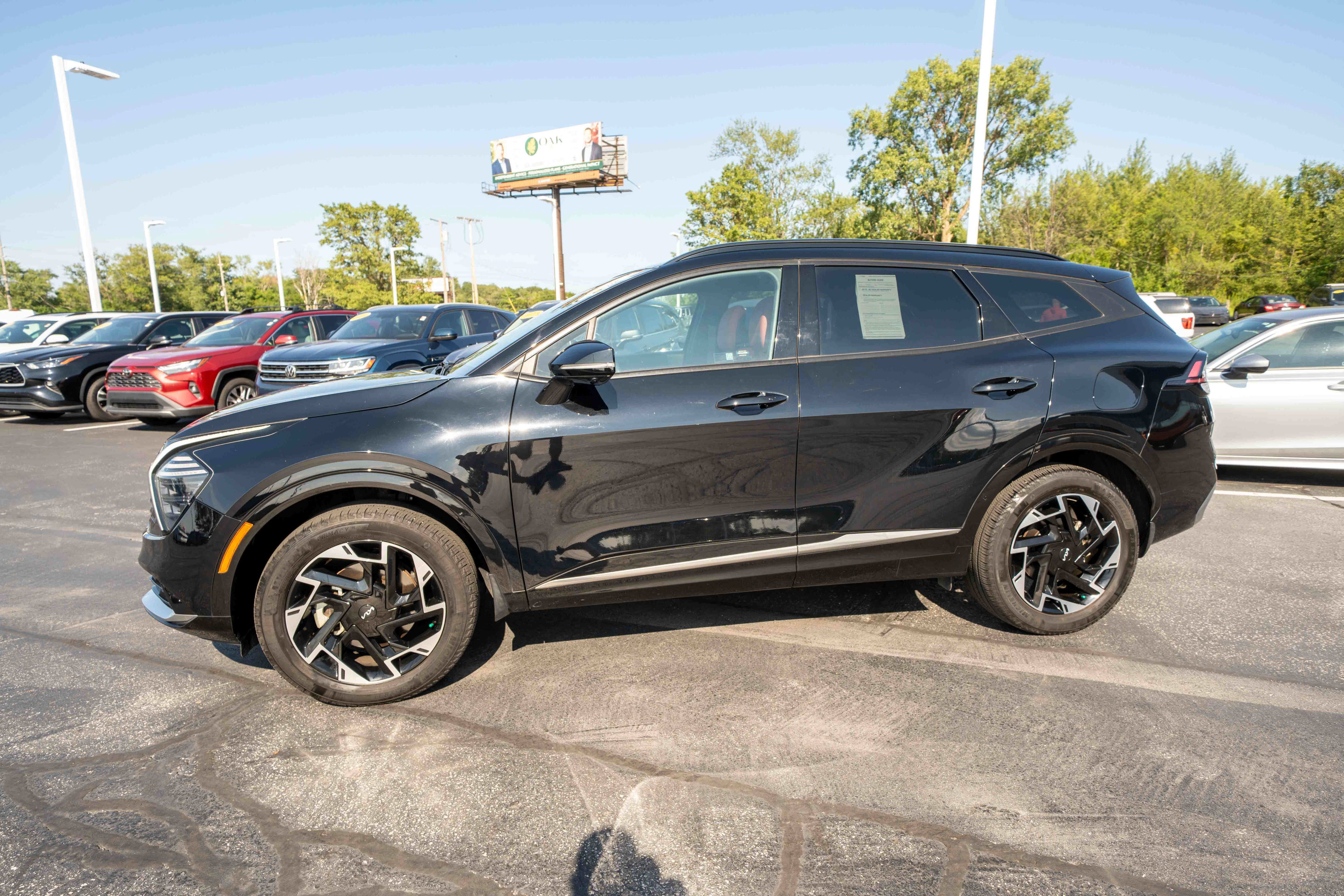 Used 2024 Kia Sportage SX AWD/4WD image 3