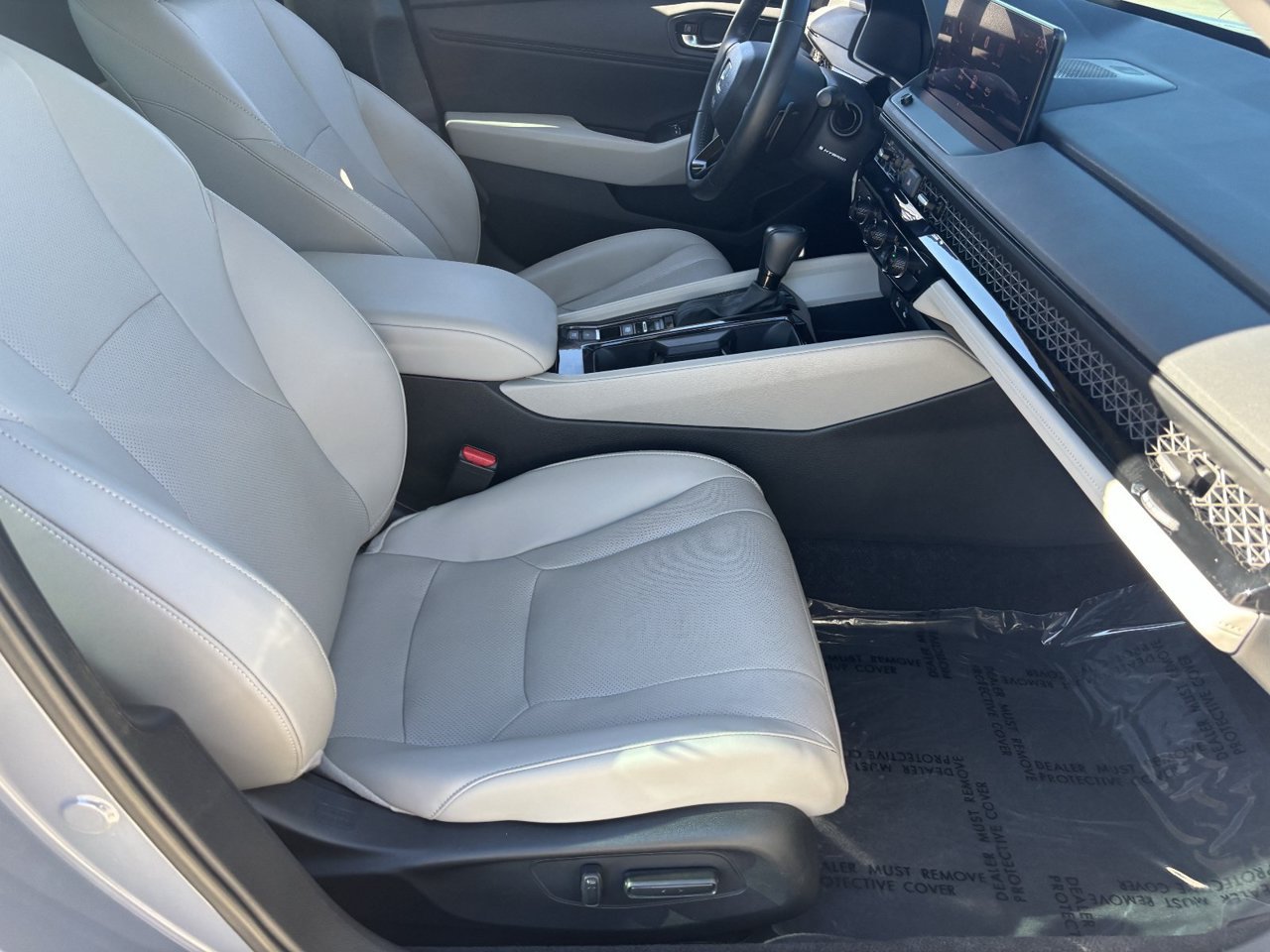 Used 2025 Honda Accord EX-L image 9
