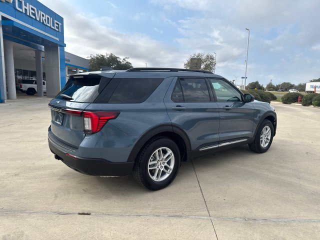 Used 2025 Ford Explorer Active image 14