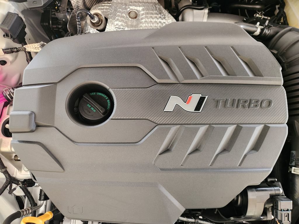 New 2026 Hyundai Elantra N FWD image 24
