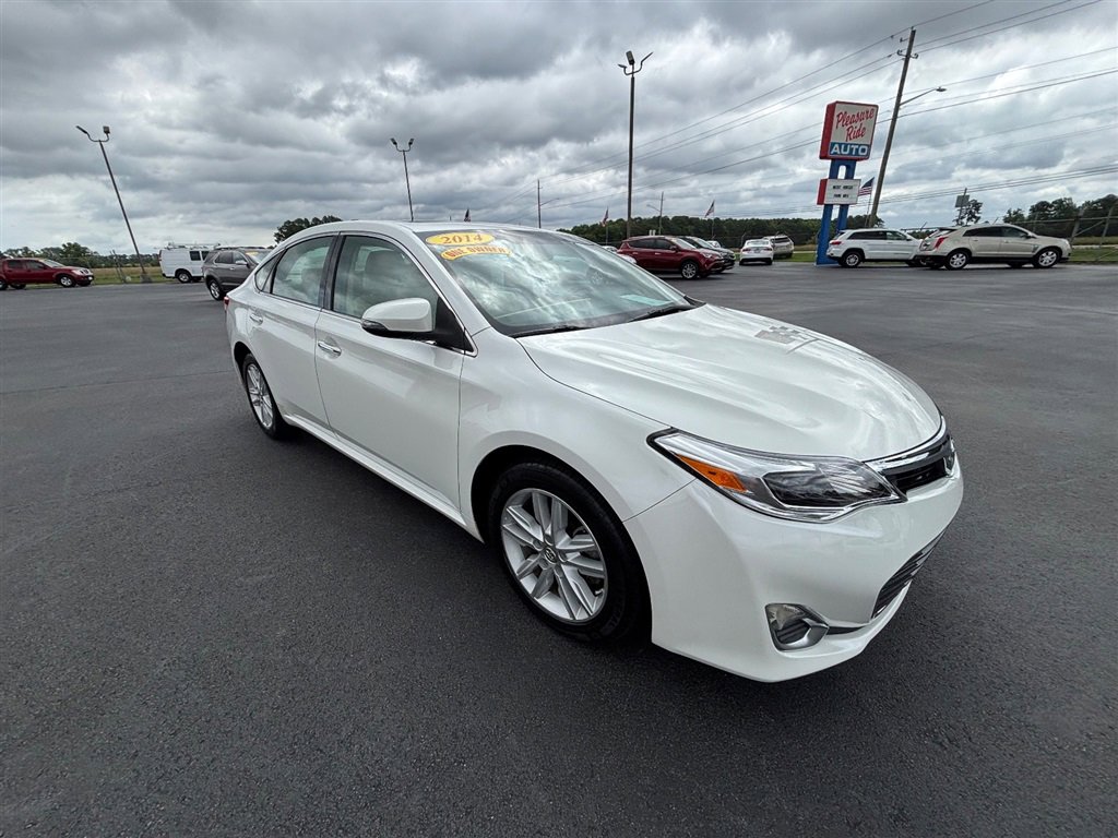 Used 2014 Toyota Avalon XLE Premium FWD image 10