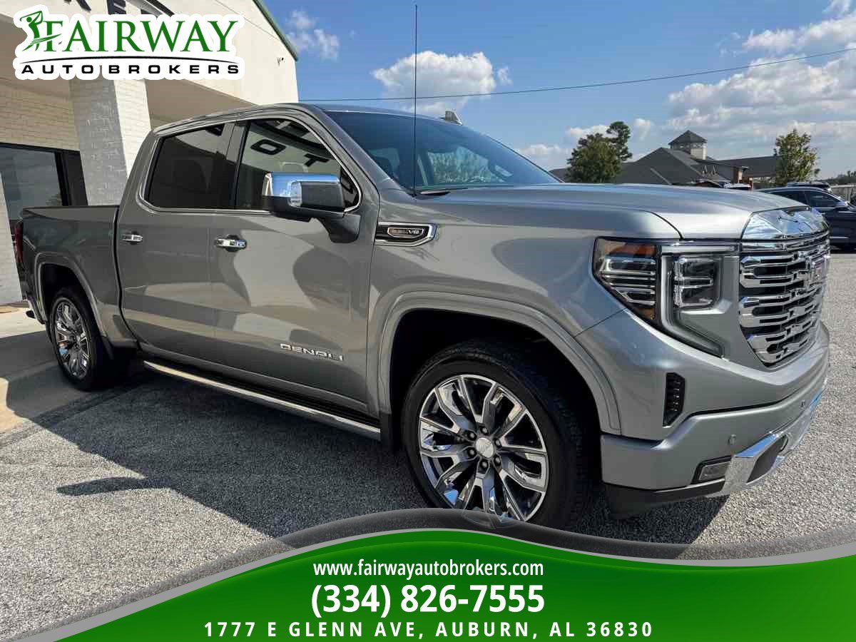 Used 2024 GMC Sierra 1500 Denali AWD/4WD image 3