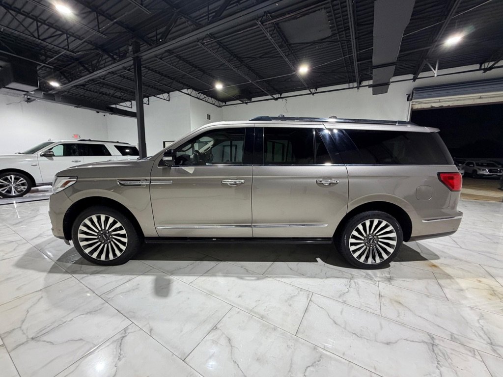 Used 2019 Lincoln Navigator L Reserve w/ Cargo Package image 27