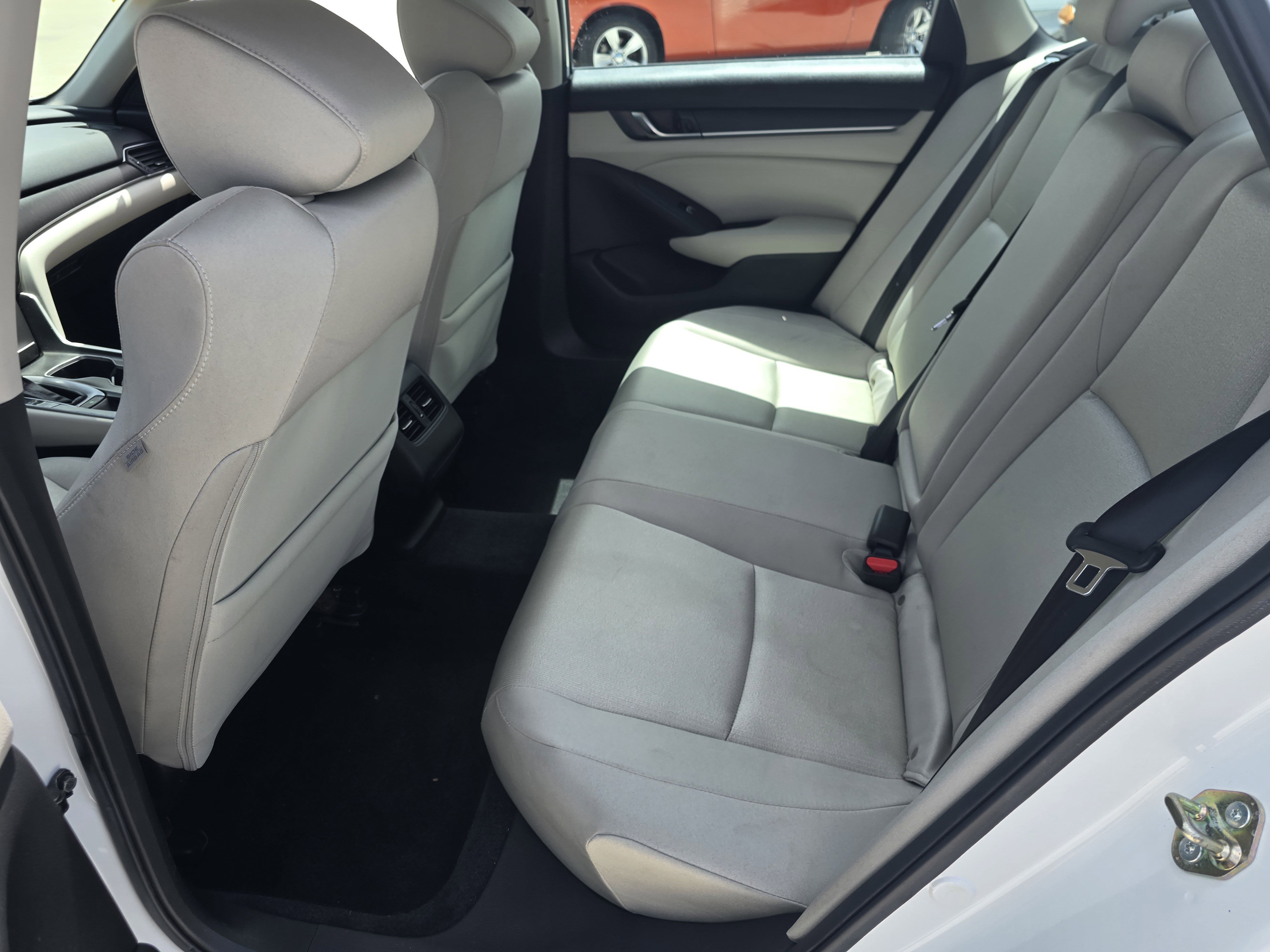 Used 2020 Honda Accord EX image 8