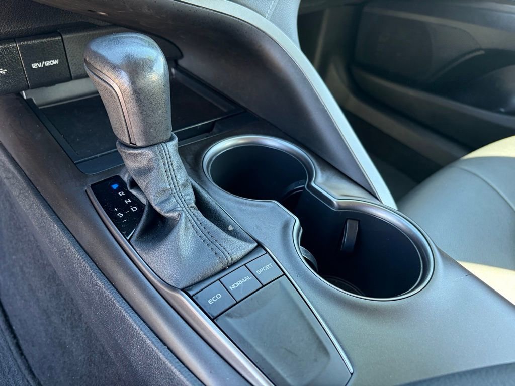 Used 2023 Toyota Camry SE image 30