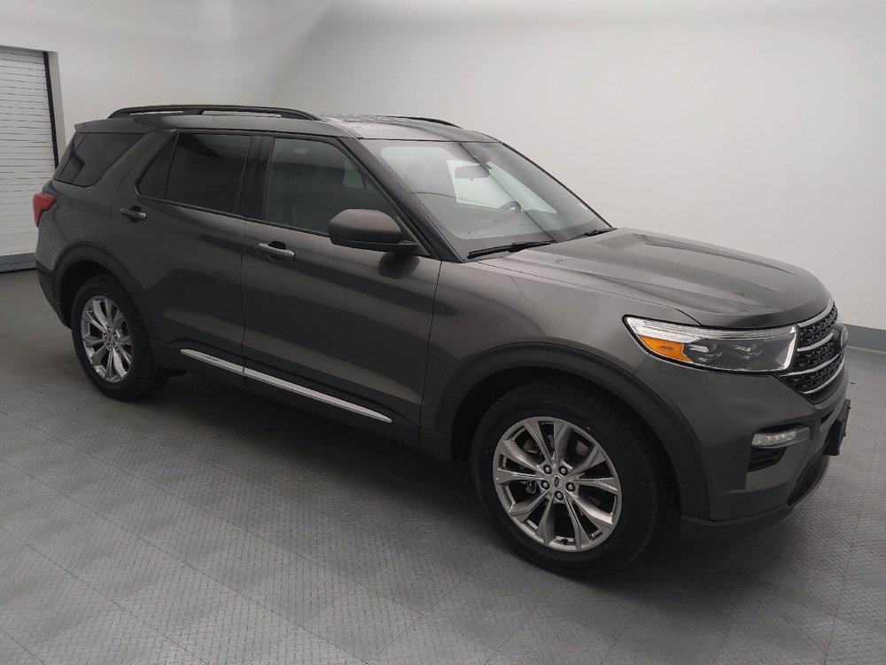 Used 2020 Ford Explorer XLT w/ Equipment Group 202A AWD/4WD image 11