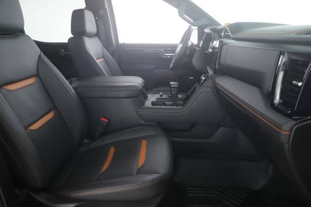Used 2025 GMC Sierra 1500 AT4 w/ Technology Package AWD/4WD image 33