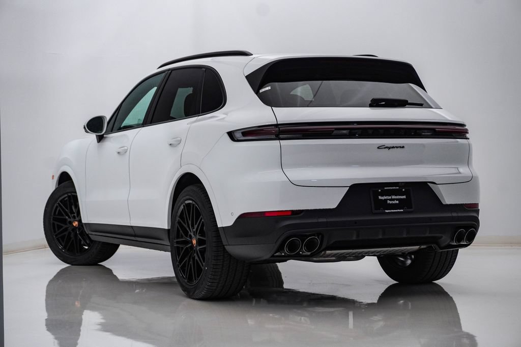 New 2026 Porsche Cayenne AWD/4WD image 3