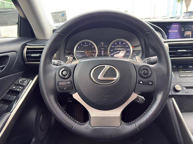Used 2016 Lexus IS 200t RWD image 15