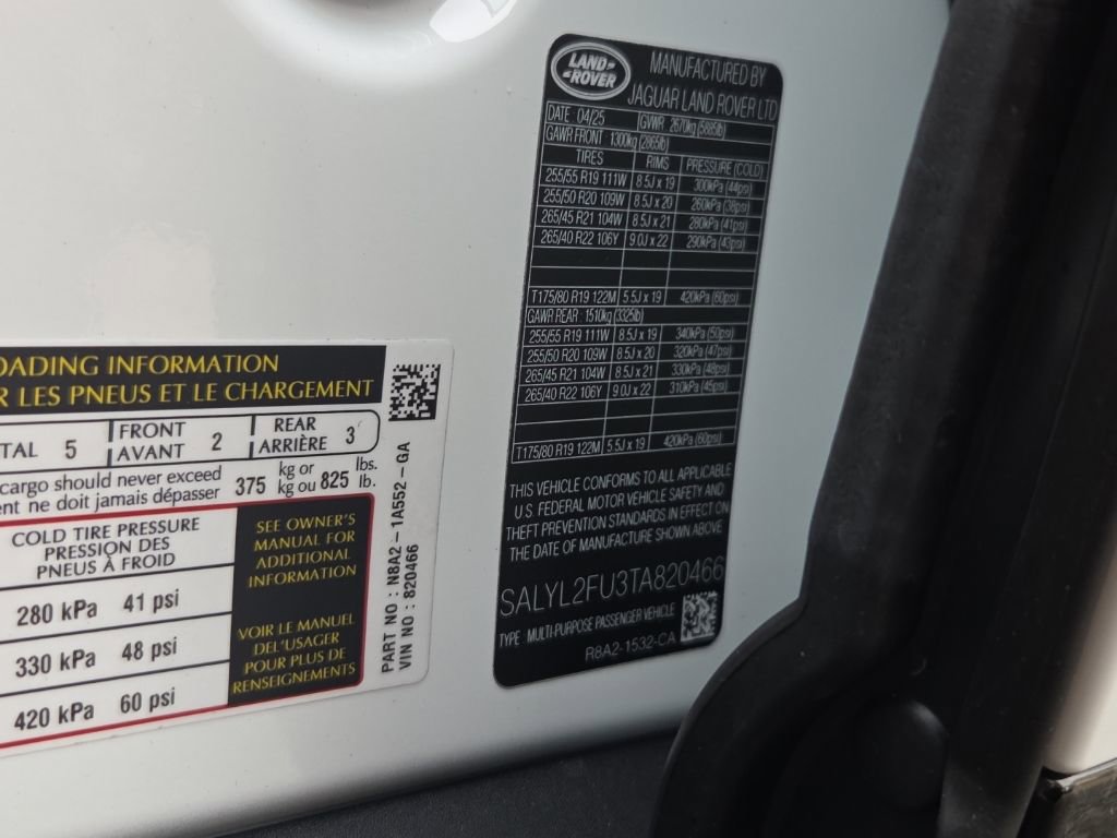 New 2026 Land Rover Range Rover Velar Dynamic SE image 30