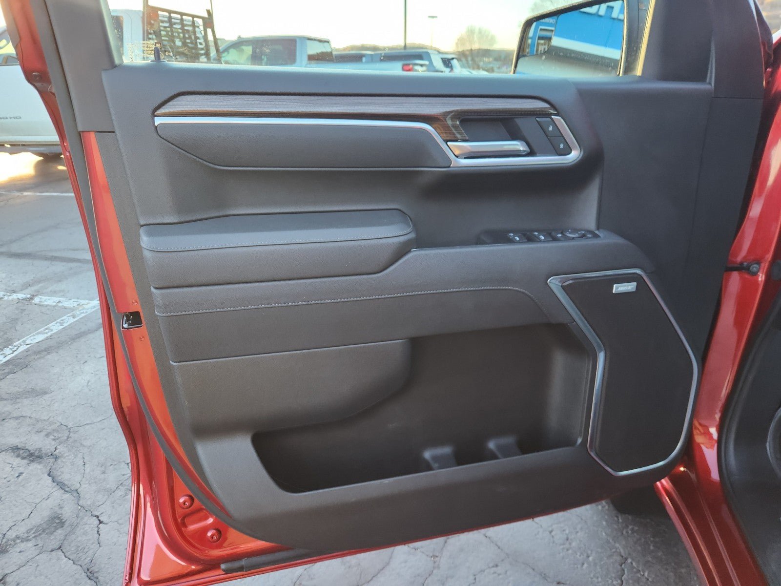 Used 2025 Chevrolet Silverado 1500 RST AWD/4WD image 33