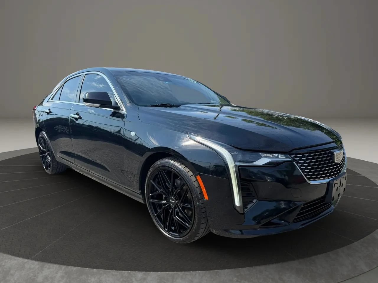 Used 2022 Cadillac CT4 Premium Luxury AWD/4WD image 3