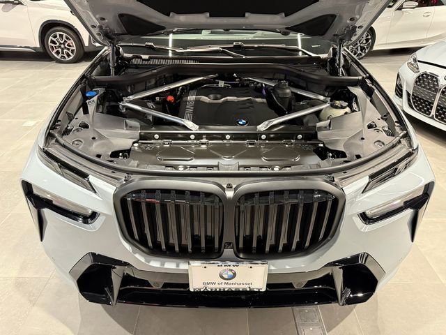 Used 2026 BMW X7 xDrive40i w/ M Sport Package image 28