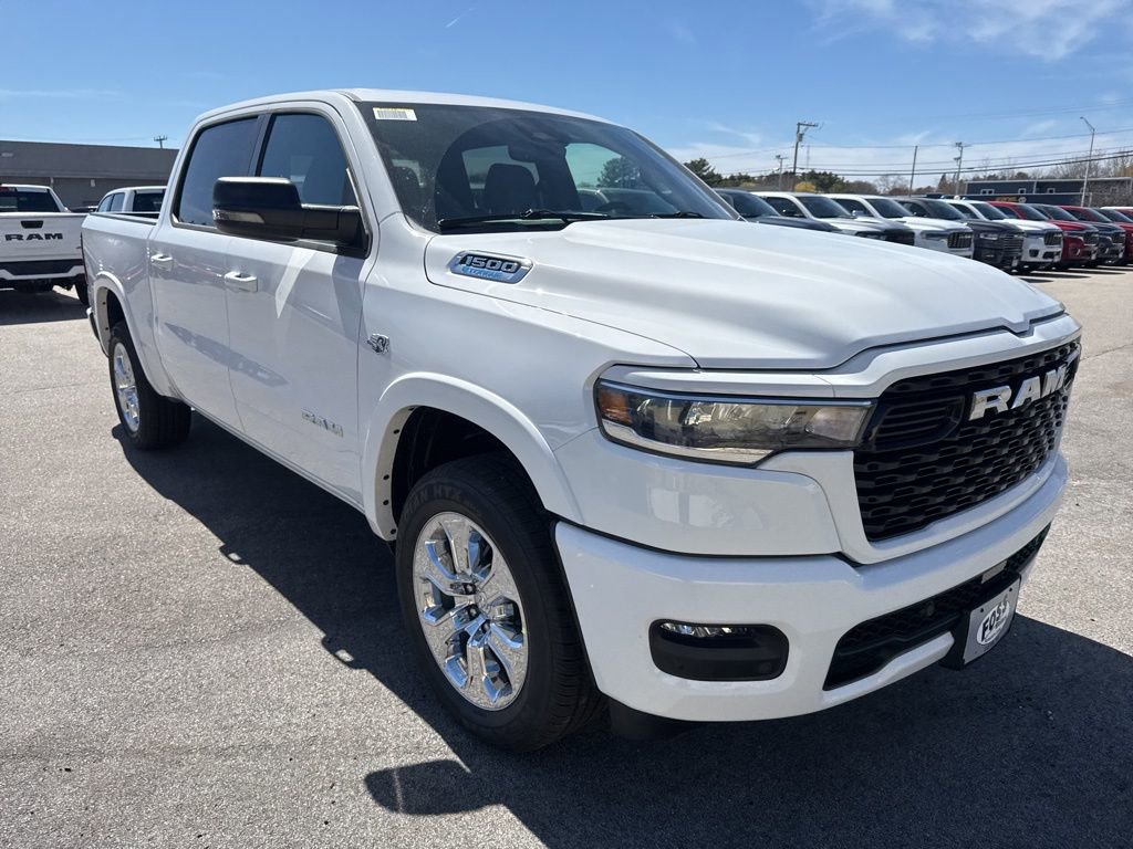 New 2026 RAM 1500 4x4 Crew Cab image 7