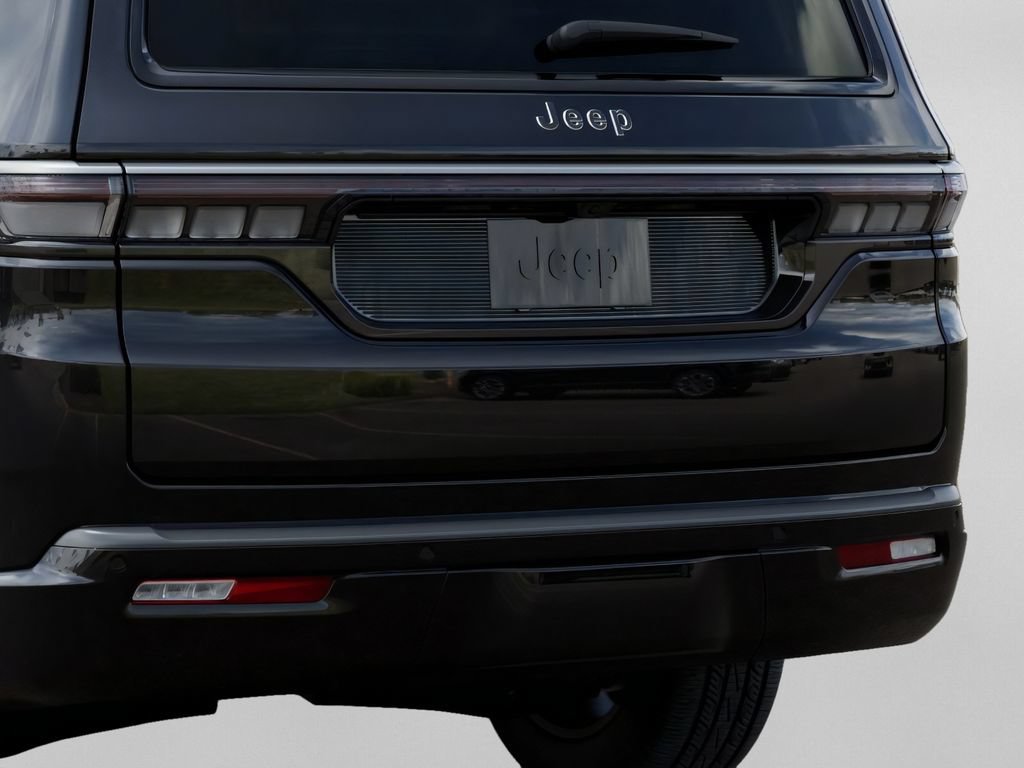 New 2026 Jeep Grand Wagoneer 2WD image 15