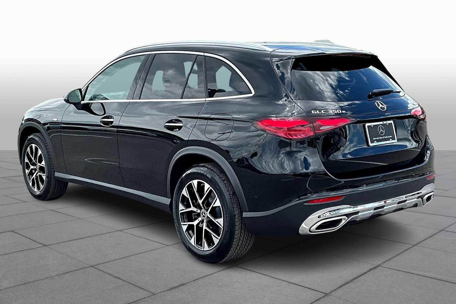 New 2025 Mercedes-Benz GLC 350e 4MATIC image 12