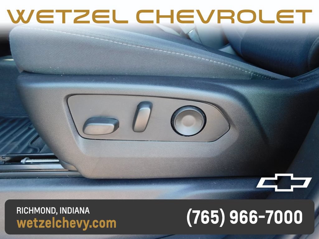 Used 2024 Chevrolet Silverado 2500 Custom w/ Custom Value Package AWD/4WD image 18