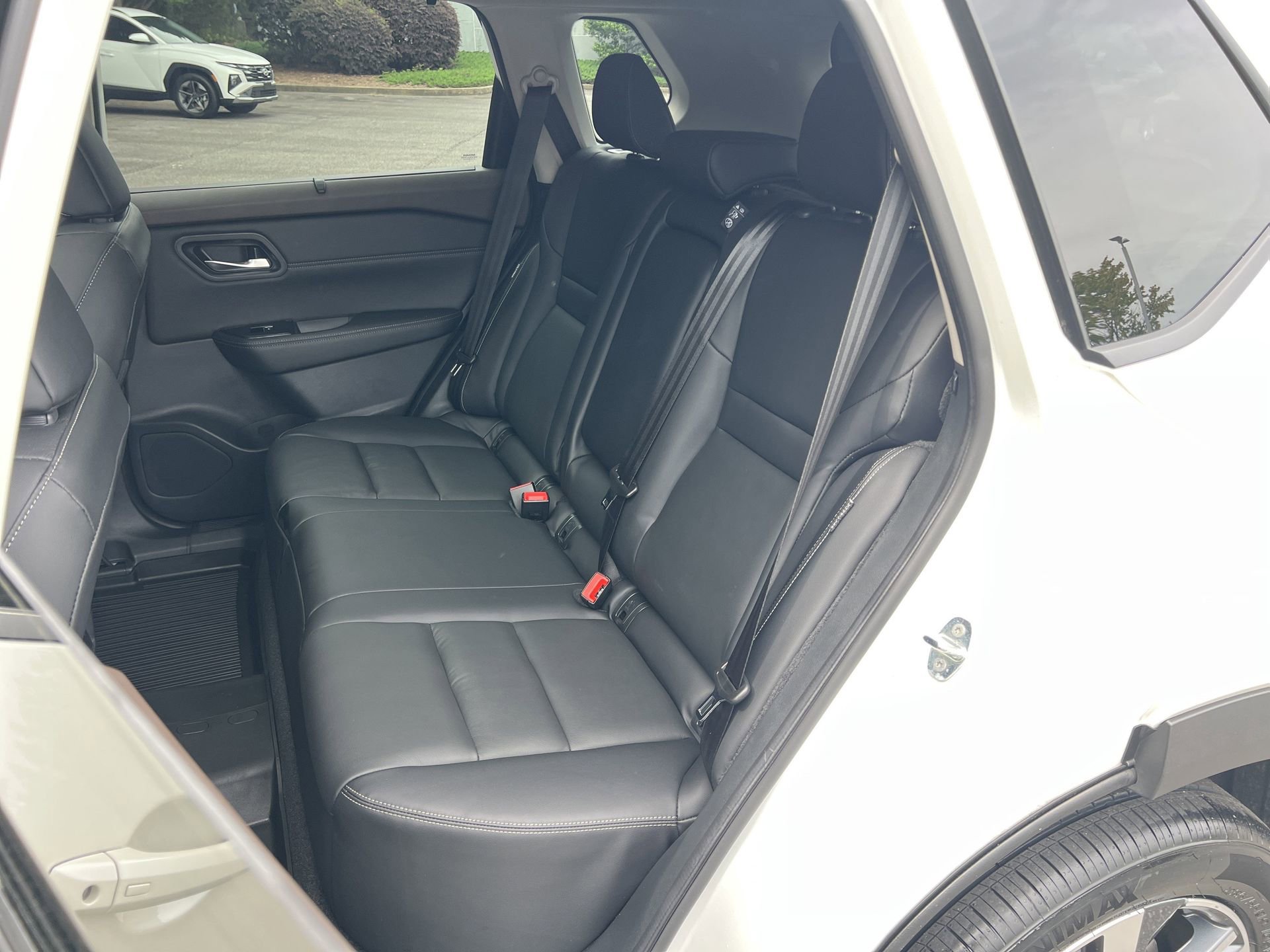 Certified 2023 Nissan Rogue SL w/ SL Premium Package FWD image 17