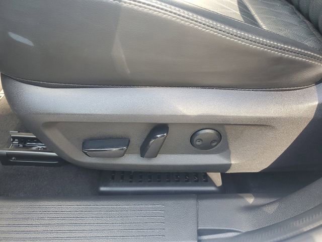 Certified 2023 Nissan Rogue Platinum image 19