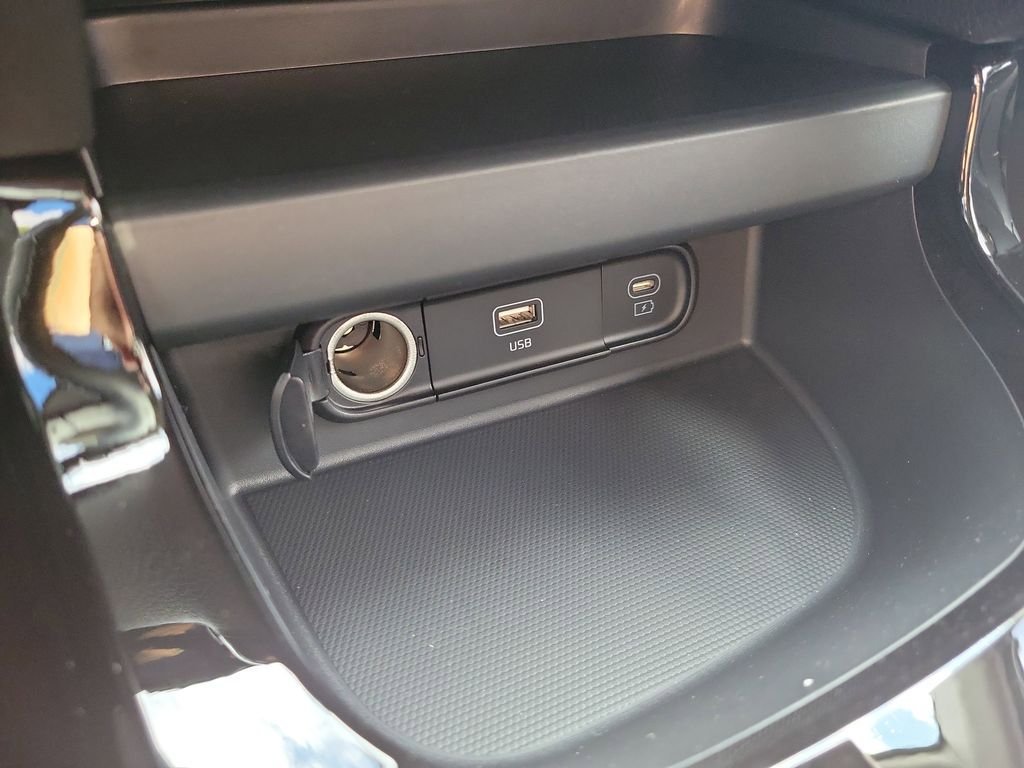 New 2026 Kia Seltos S FWD image 34
