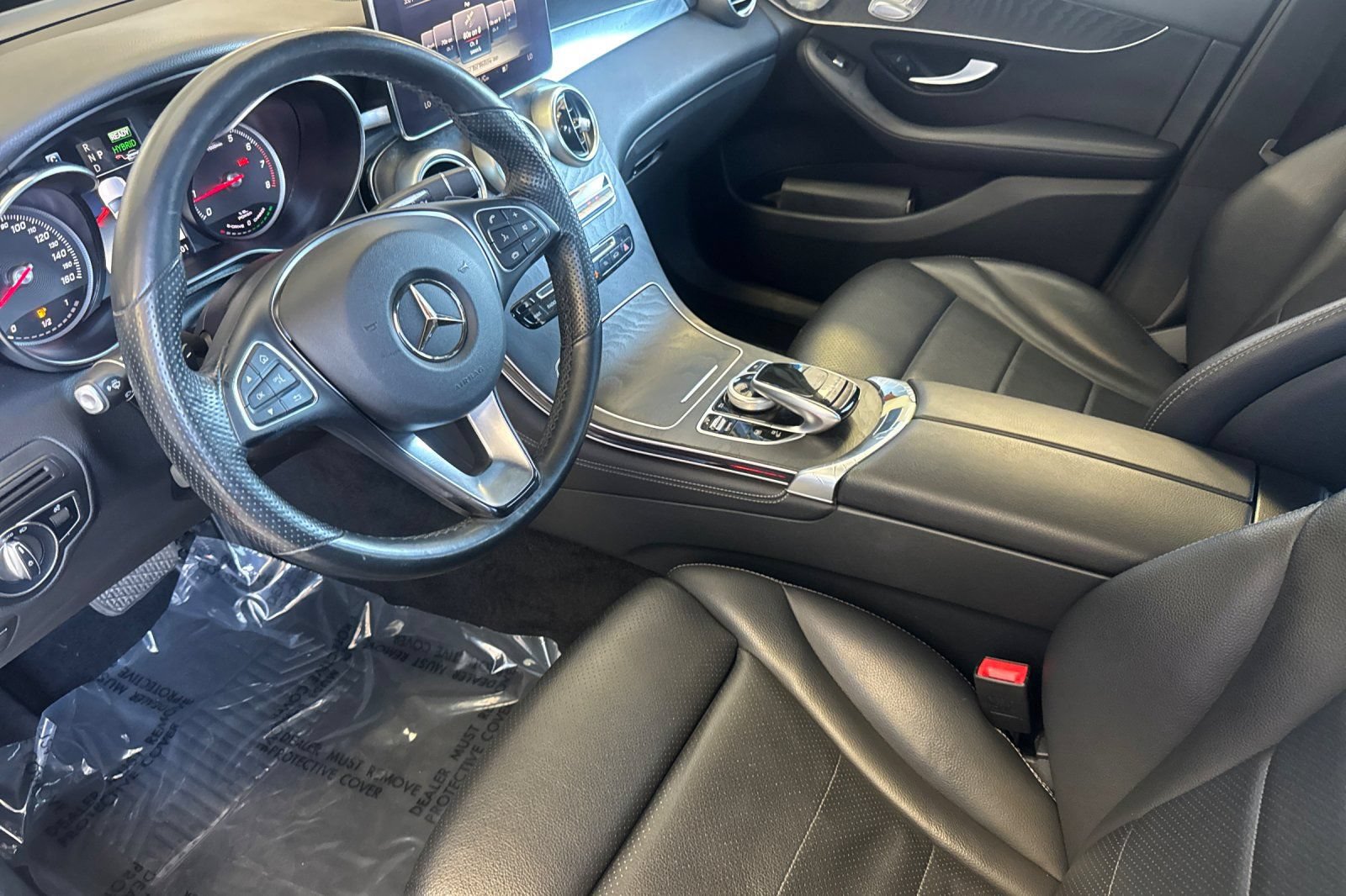 Used 2018 Mercedes-Benz GLC 350e 4MATIC image 11