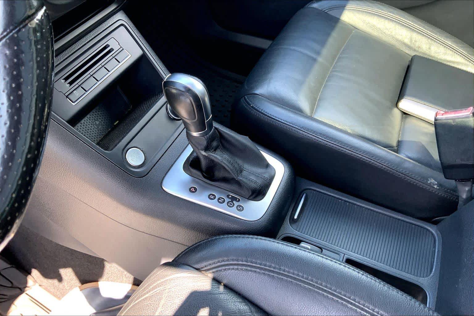 Used 2015 Volkswagen Tiguan R-Line FWD image 15