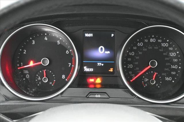 Used 2018 Volkswagen Tiguan SE FWD image 17