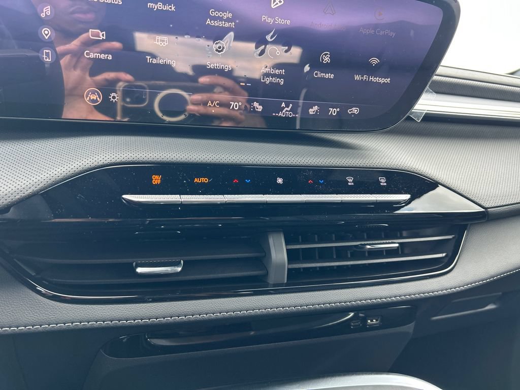 New 2027 Buick Enclave Preferred w/ Power Package FWD image 28